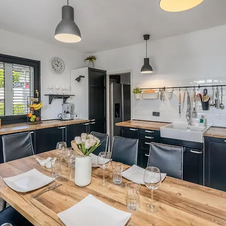 Holiday home Beautiful In With Sauna *