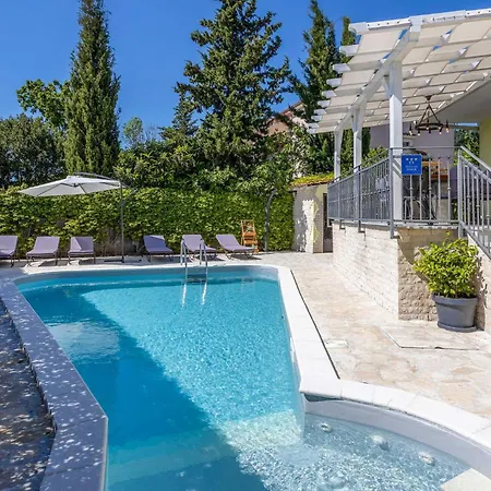 Stunning In With Sauna Opatija