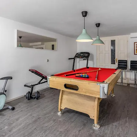 Beautiful In With Sauna