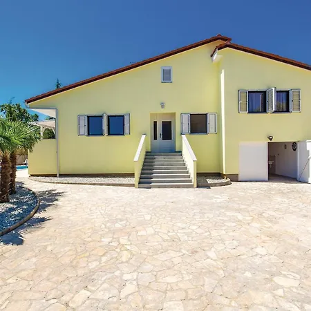 Beautiful In With Sauna Holiday home *