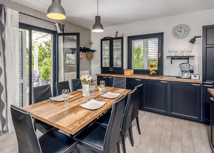 Beautiful In With Sauna 度假居 奥帕提亚