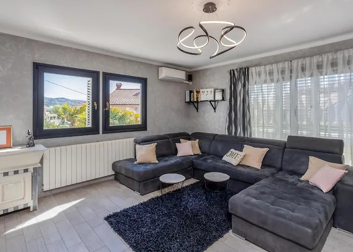 Beautiful In With Sauna 奥帕提亚