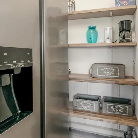 Beautiful In With Sauna Οπατία