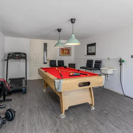 Beautiful In With Sauna