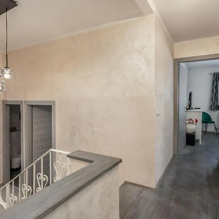 Σπίτι διακοπών Beautiful In With Sauna *