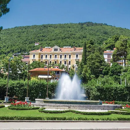 Beautiful In With Sauna *